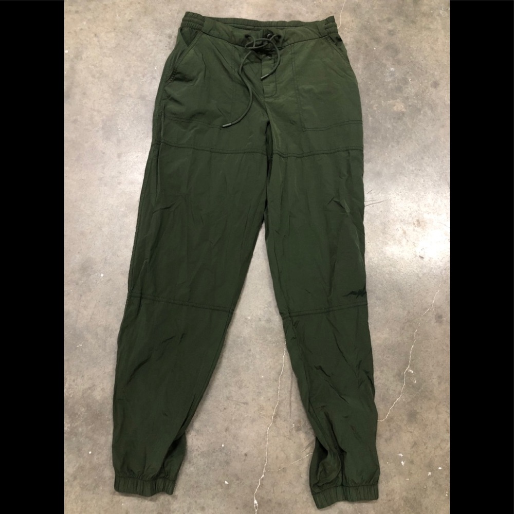 🥈Athleta Forest Green Joggers Size 4T